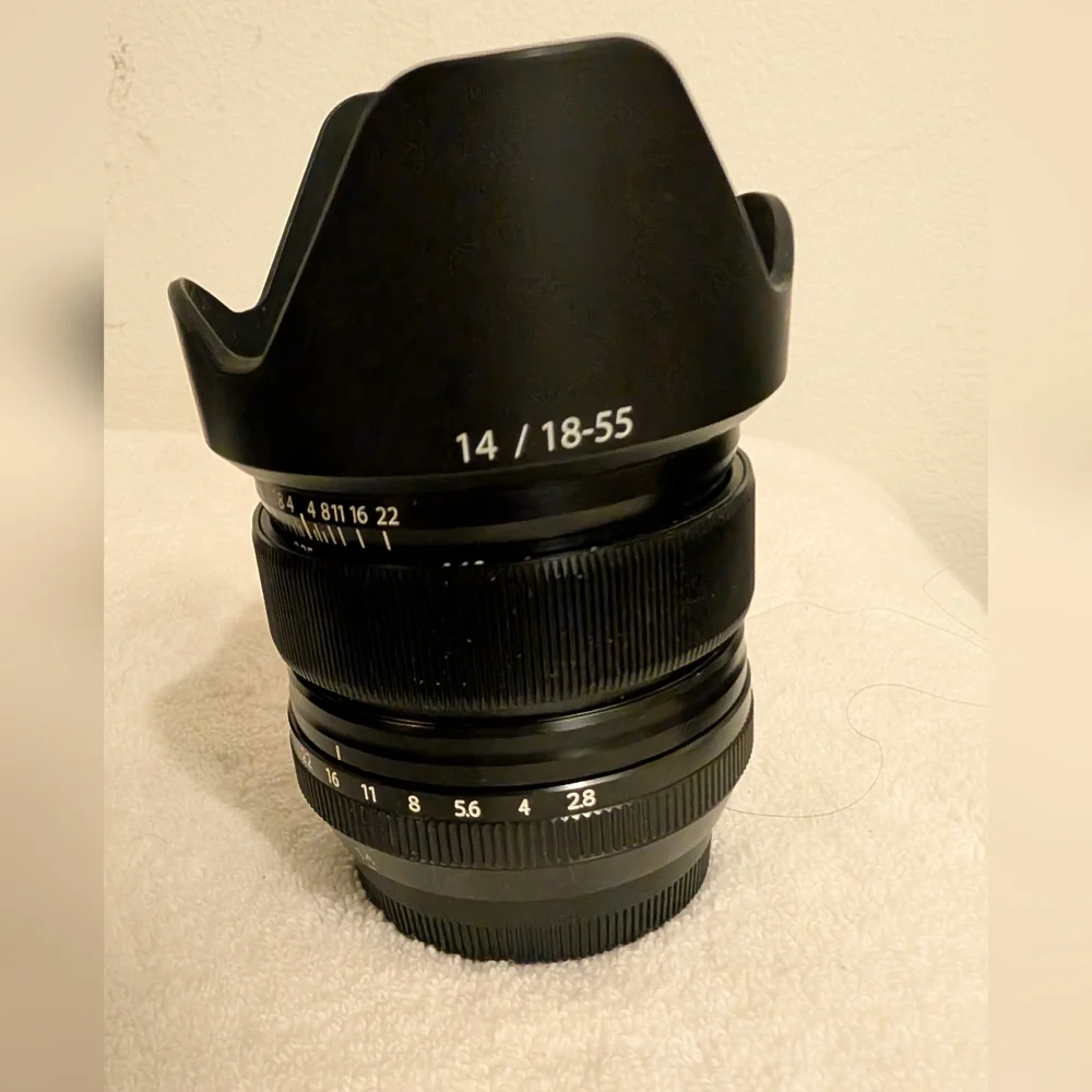 Fujifilm Black Lens with Petal Hood for Cameras